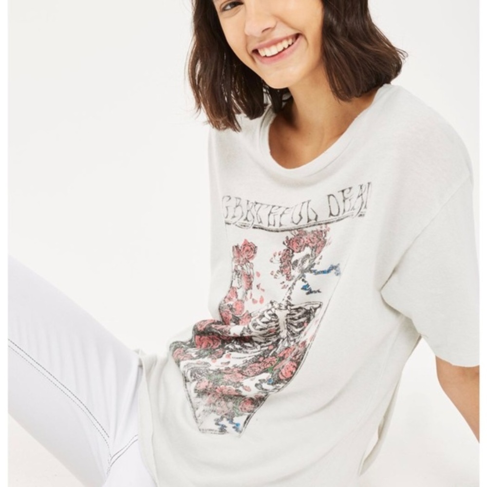 Topshop and finally grateful ted shush back tee